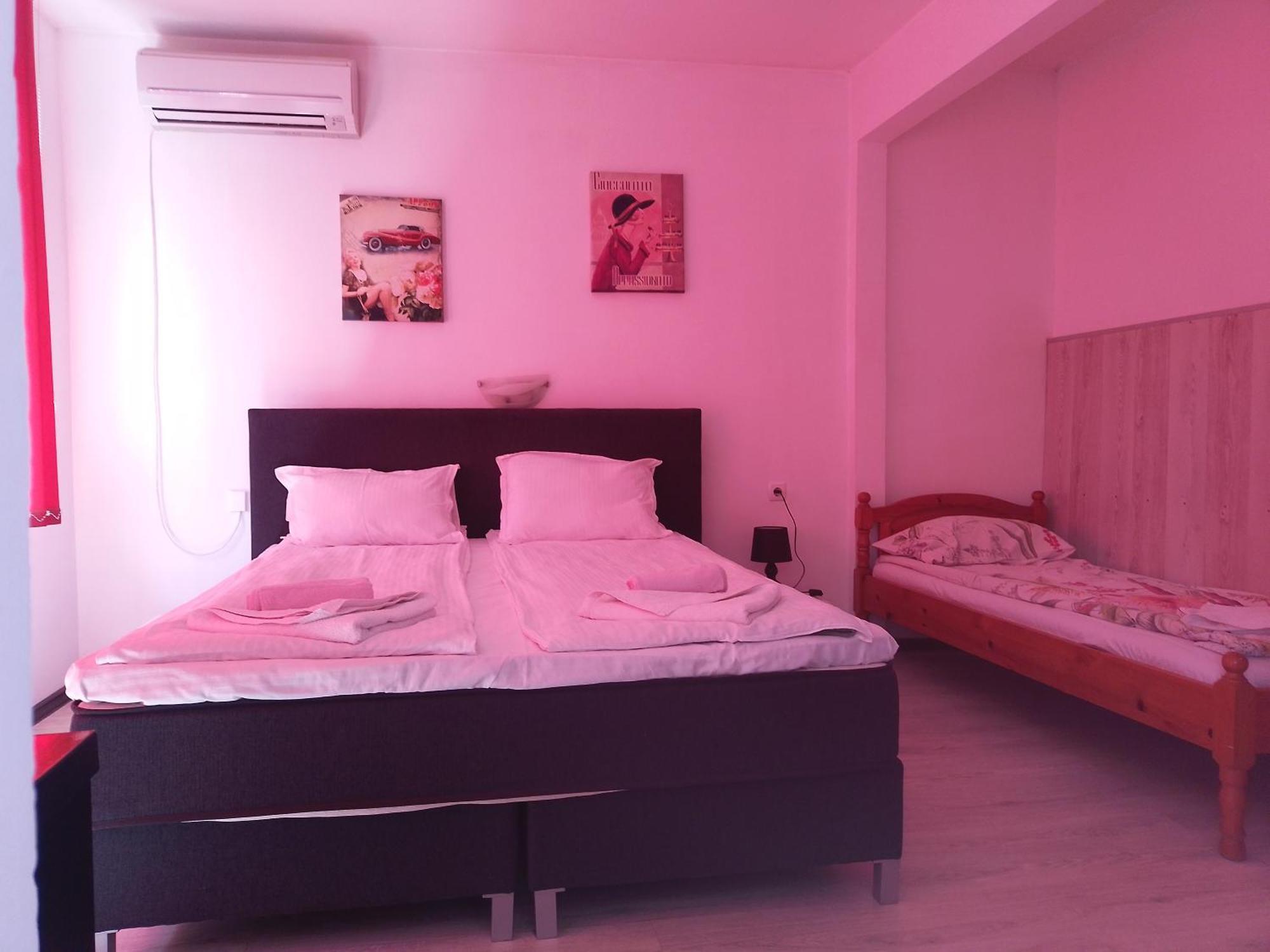 Red House Apartment Veliko Turnovo Bagian luar foto