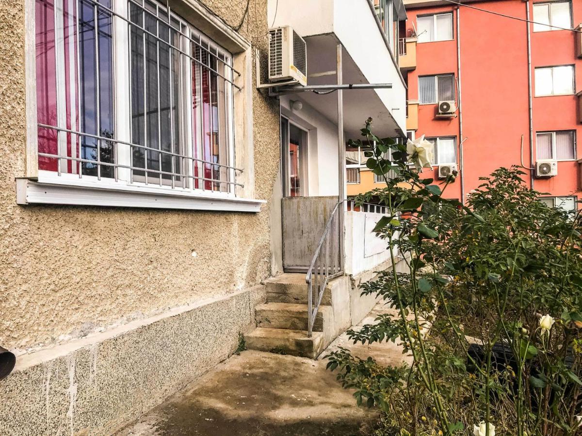 Red House Apartment Veliko Turnovo Bagian luar foto